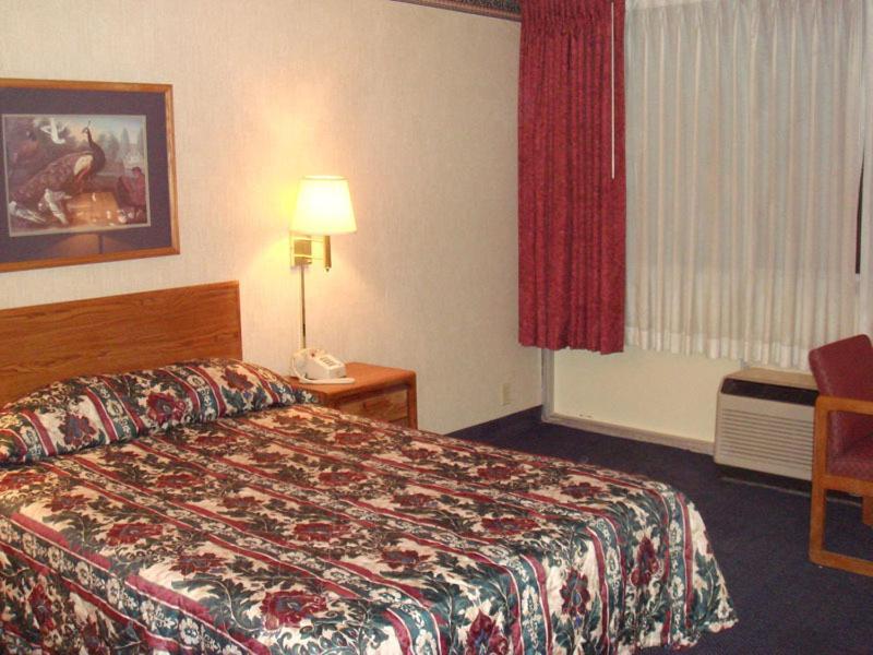 Fairborn Hotel And Inn Habitación foto